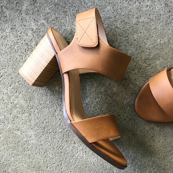 Restock Soda Cognac Brown Stacked Wood Heel SANDAL - Picture 7 of 9